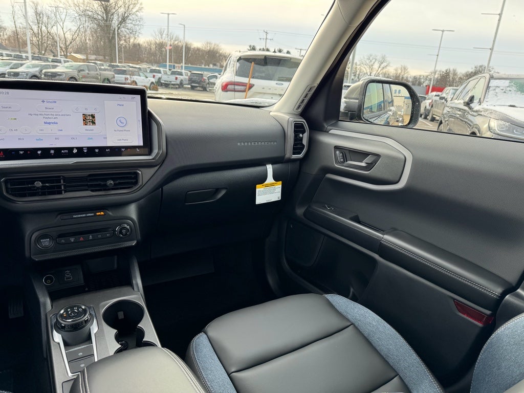 2025 Ford Bronco Sport Outer Banks 4WD