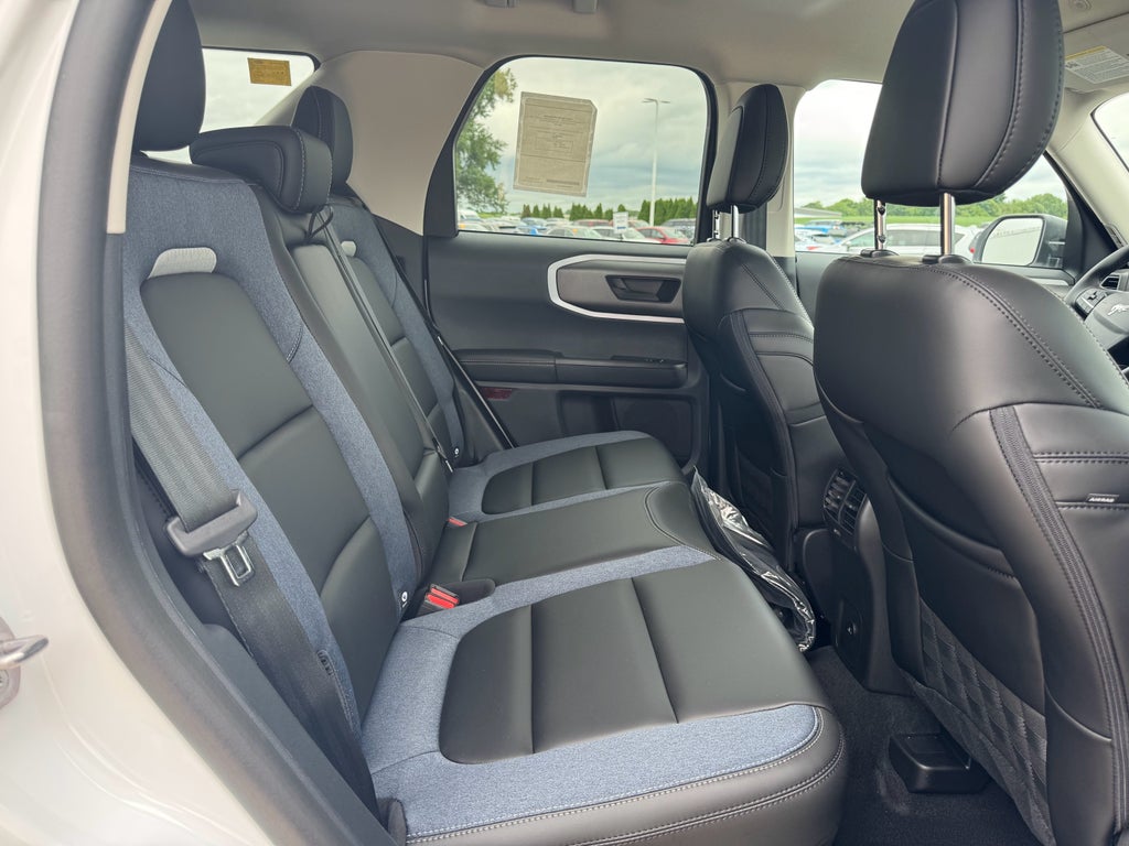 2025 Ford Bronco Sport Outer Banks 4WD