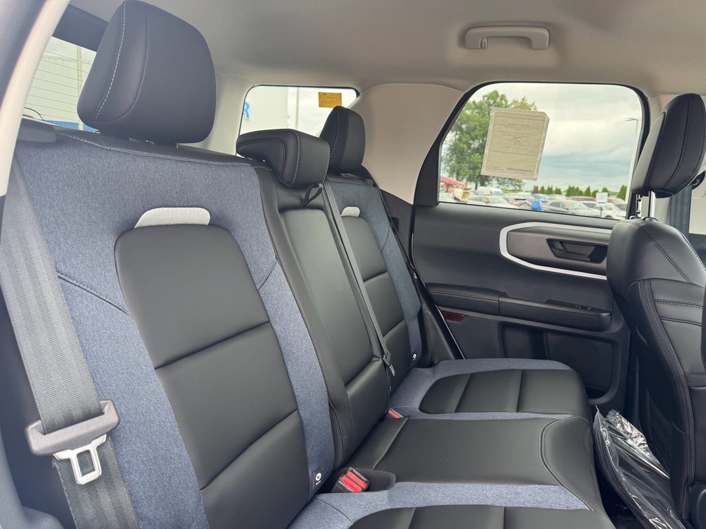 2025 Ford Bronco Sport Outer Banks 4WD