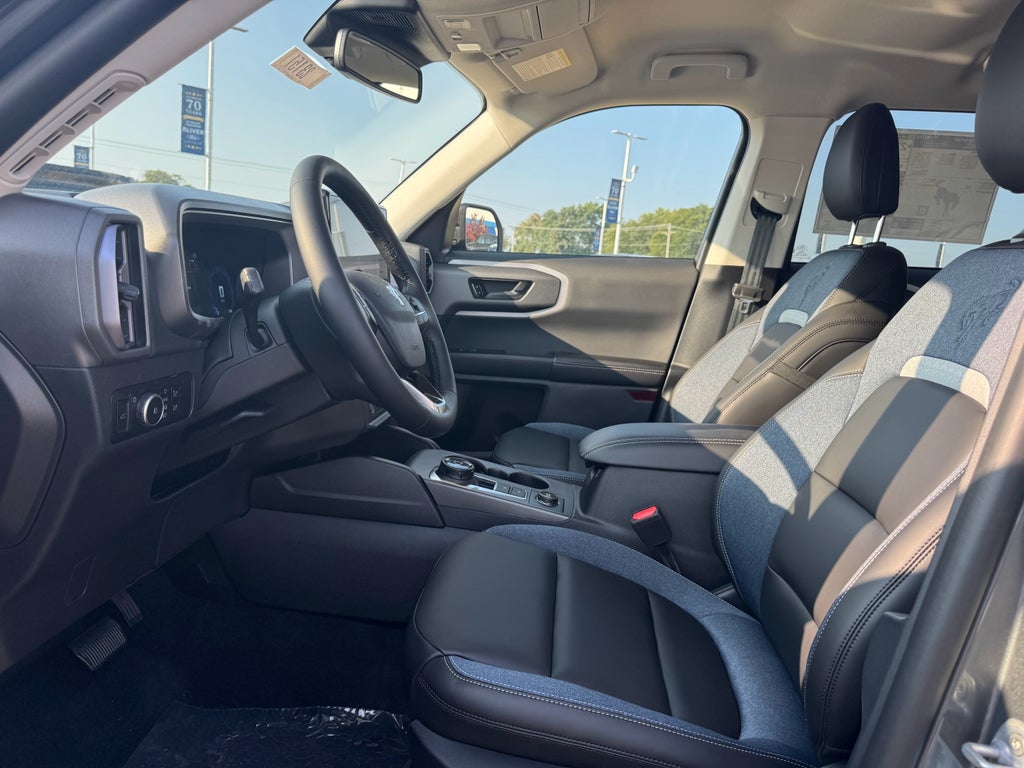 2025 Ford Bronco Sport Outer Banks 4WD