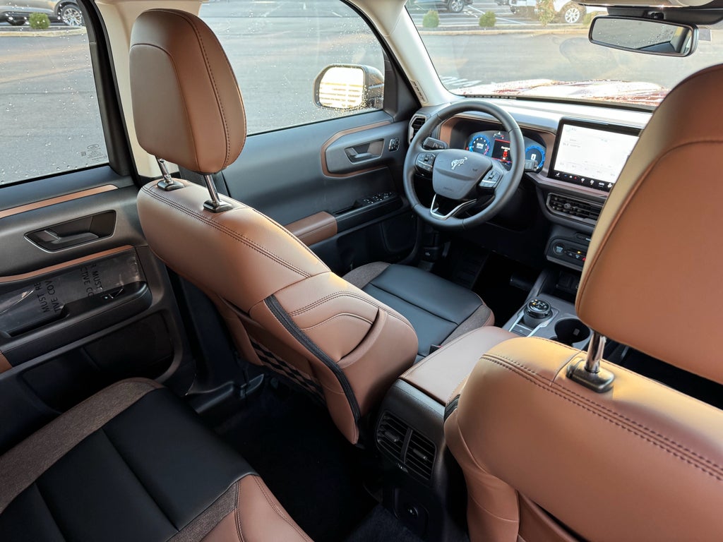 2025 Ford Bronco Sport Outer Banks 4WD