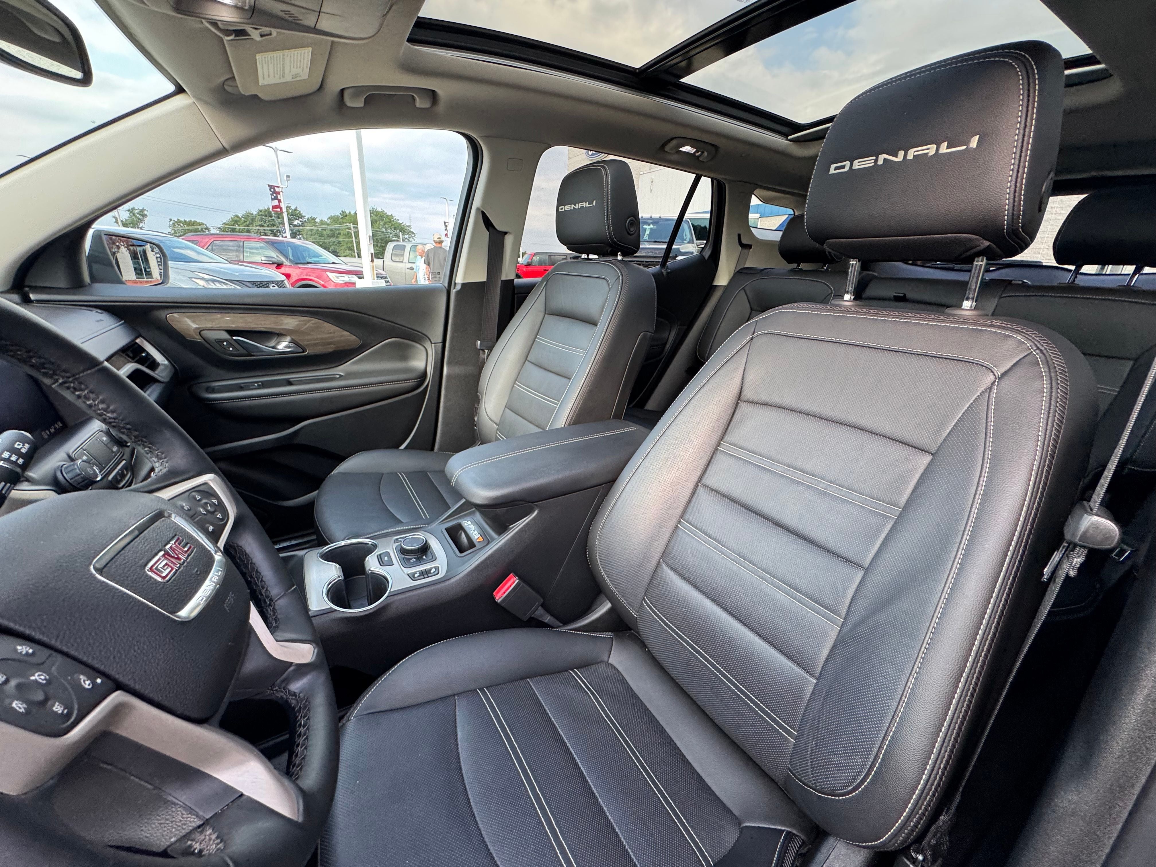 2023 GMC Terrain Denali