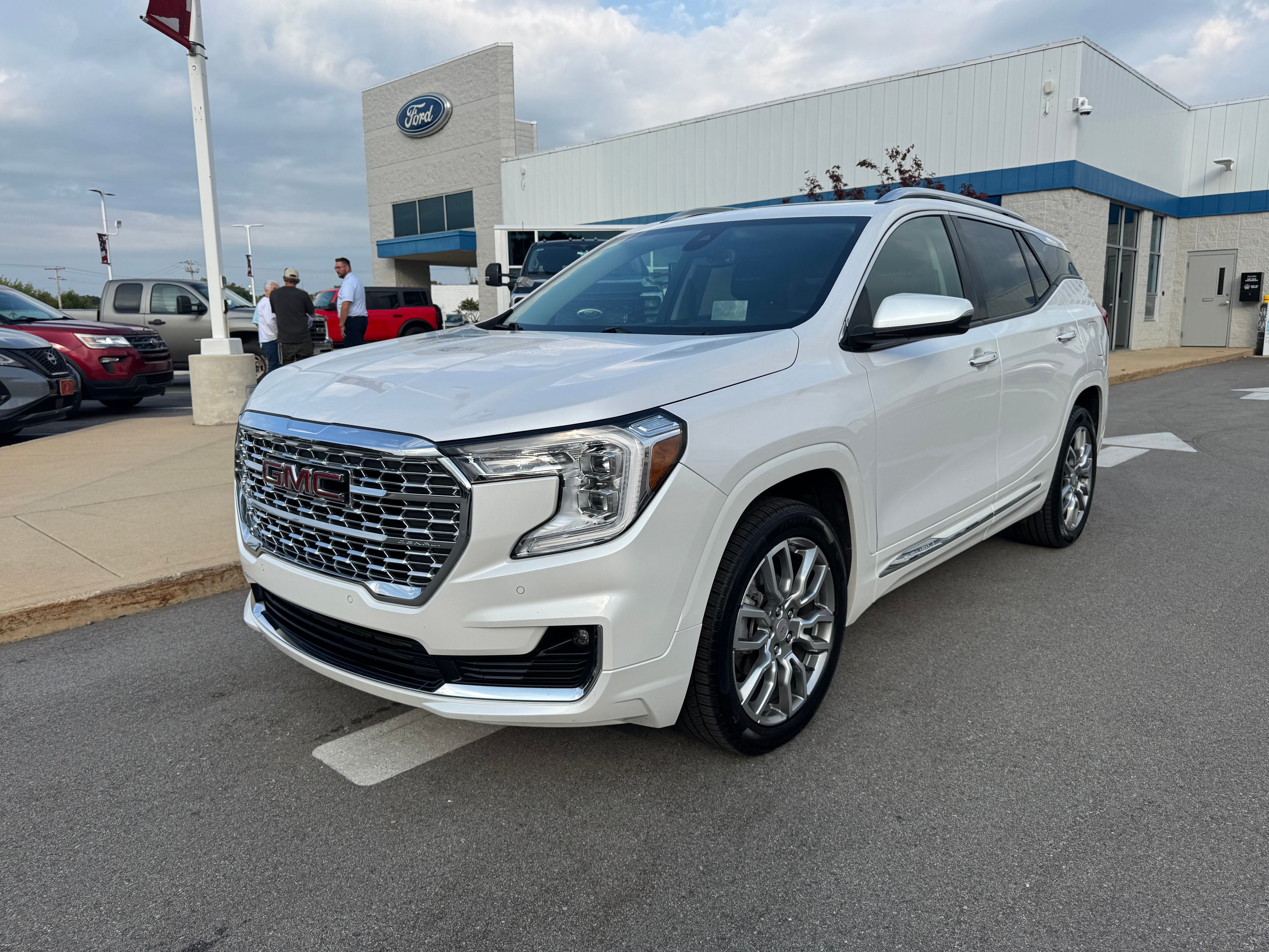2023 GMC Terrain Denali
