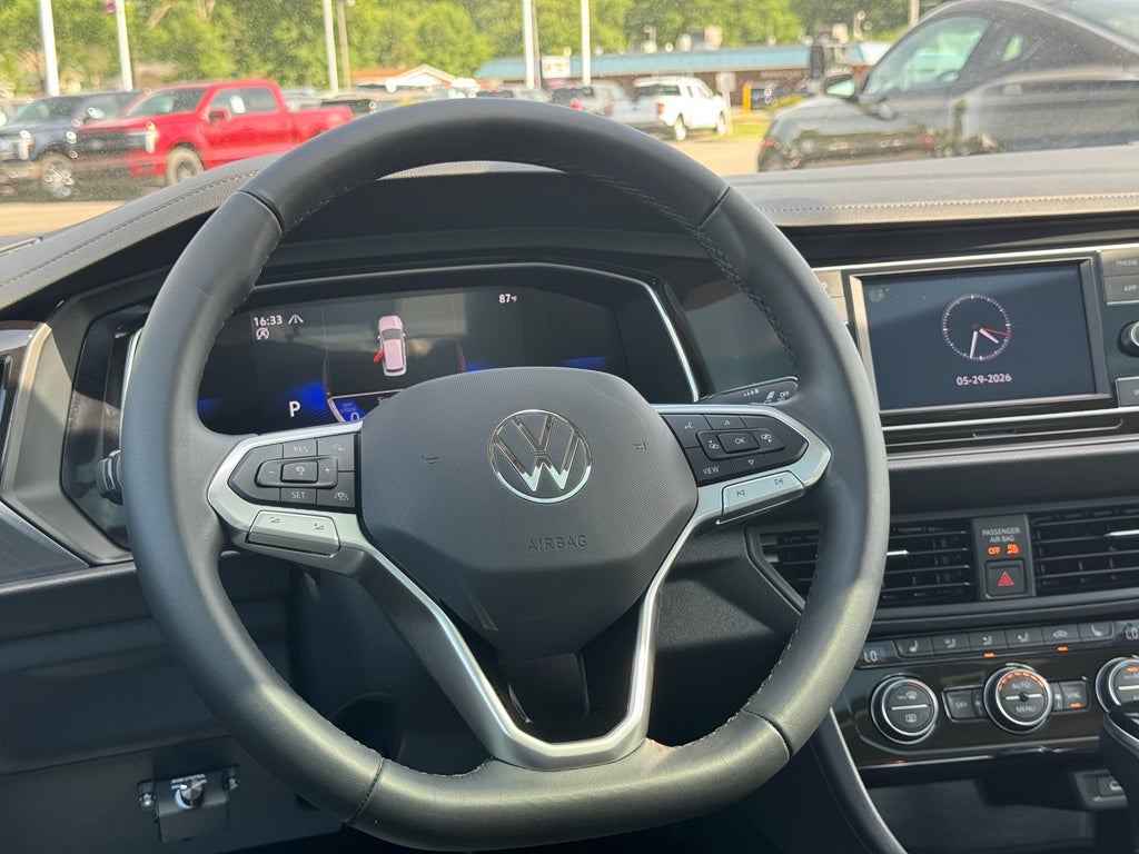 2024 Volkswagen Jetta SE FWD