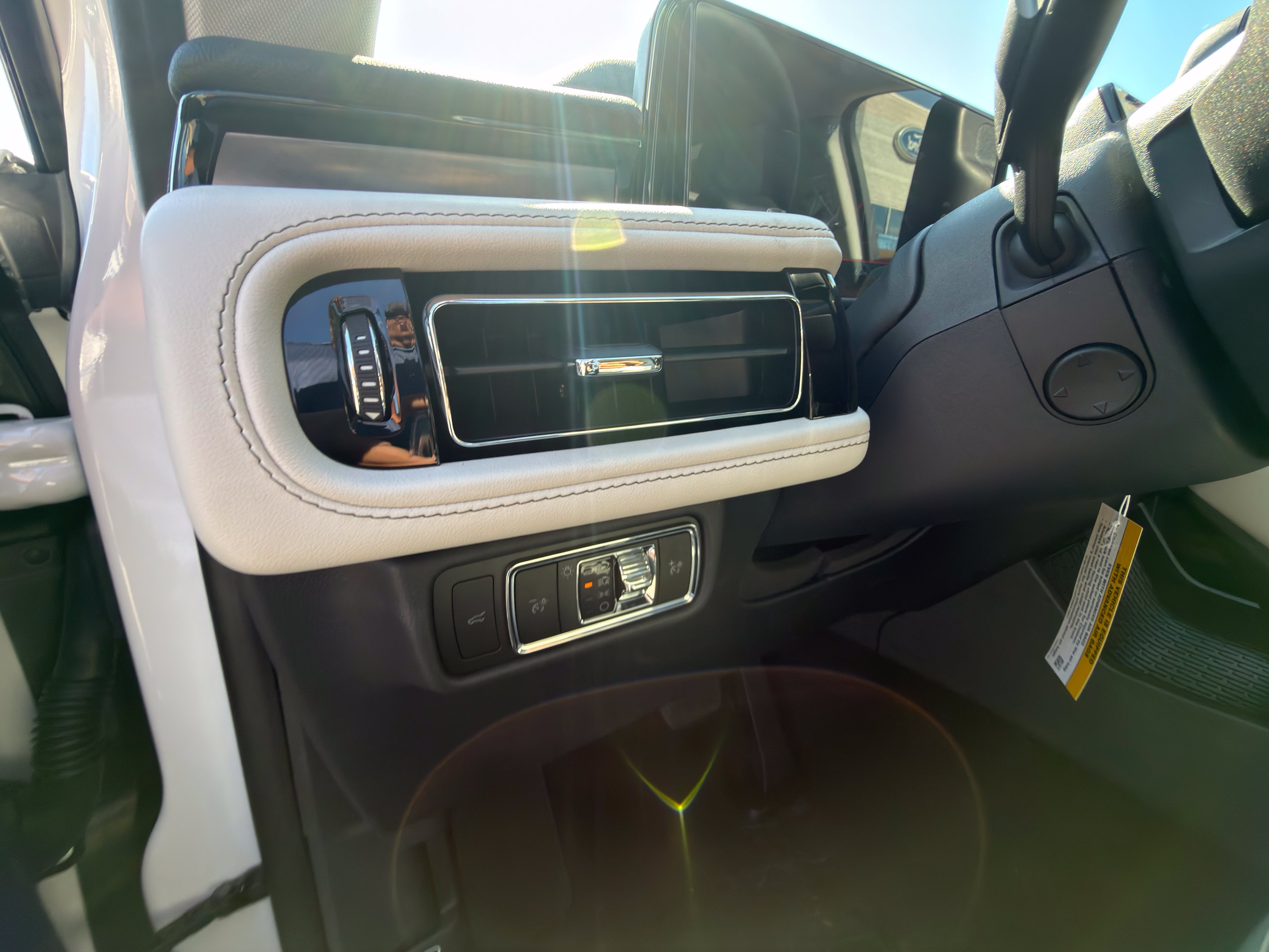 2027 Lincoln Aviator Premiere Premium