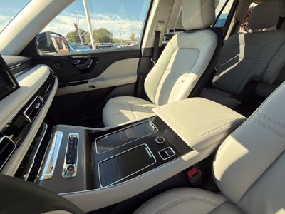 2027 Lincoln Aviator Premiere Premium