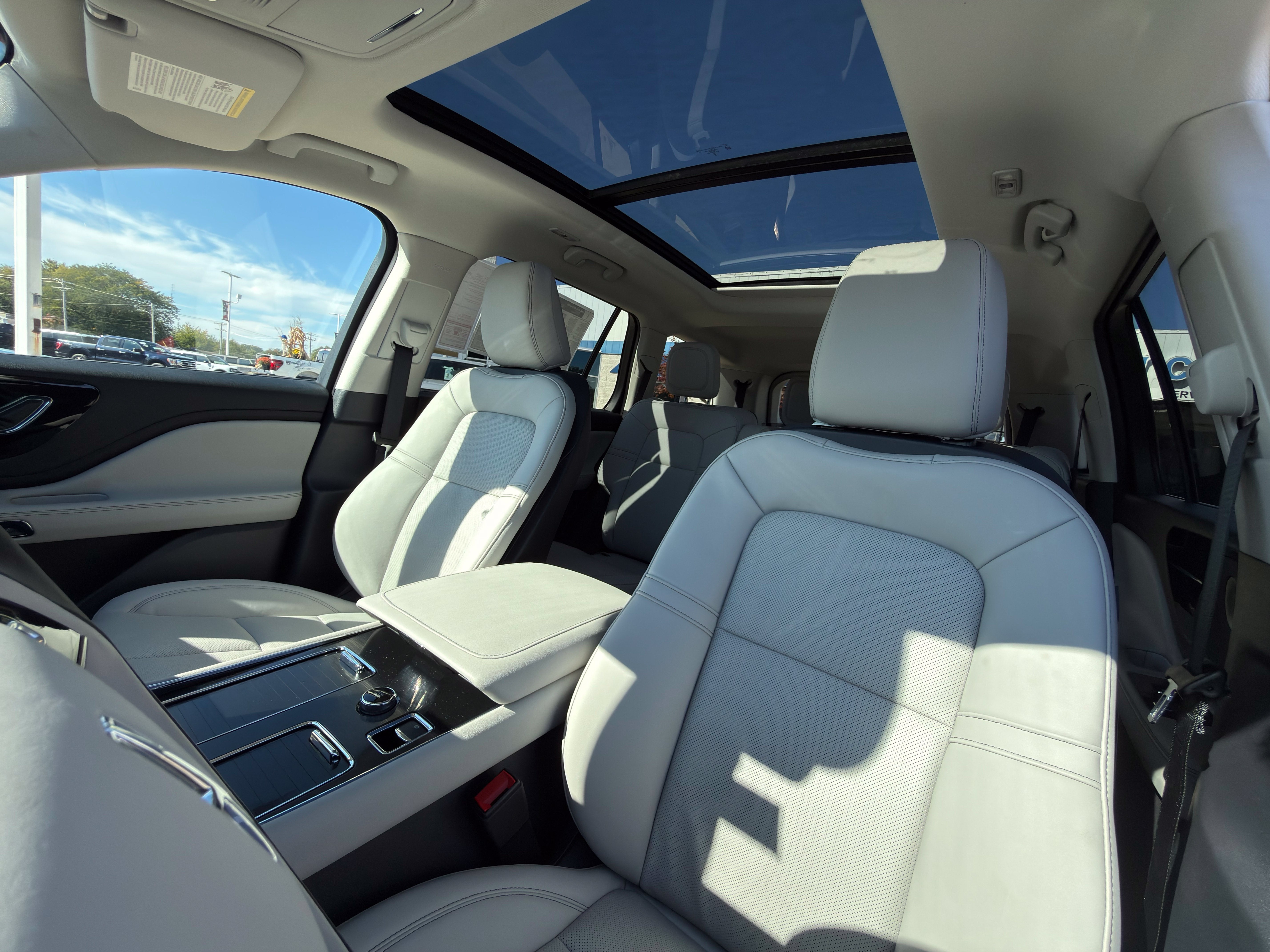 2027 Lincoln Aviator Premiere Premium