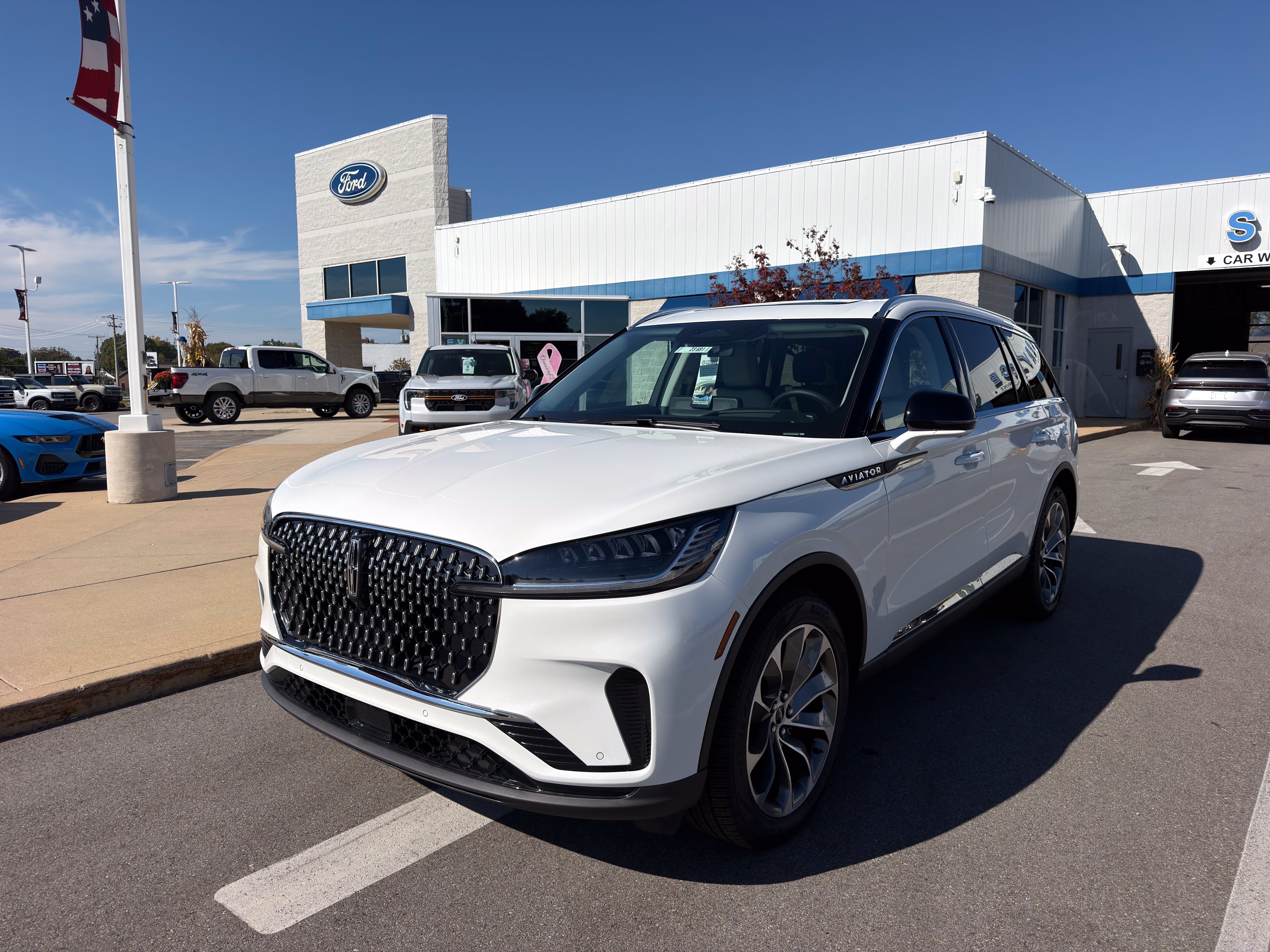 2027 Lincoln Aviator Premiere Premium
