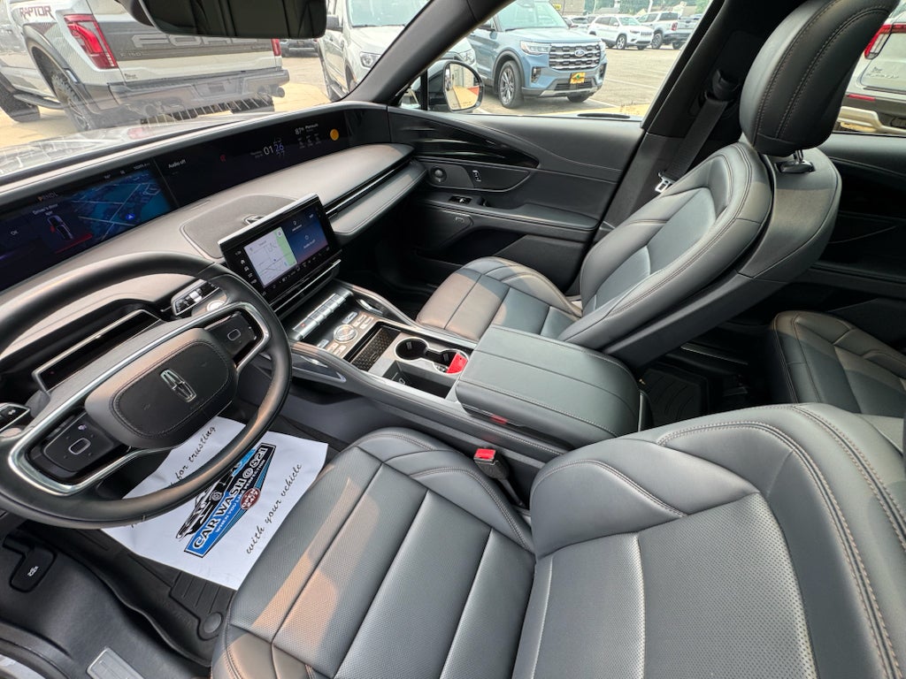 2025 Lincoln Nautilus Premiere AWD
