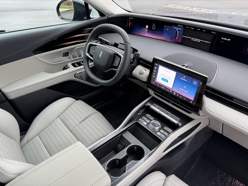 2026 Lincoln Nautilus Reserve AWD