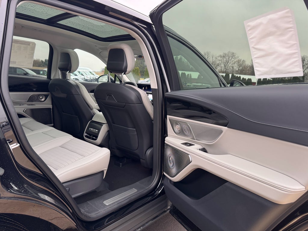 2026 Lincoln Nautilus Reserve AWD