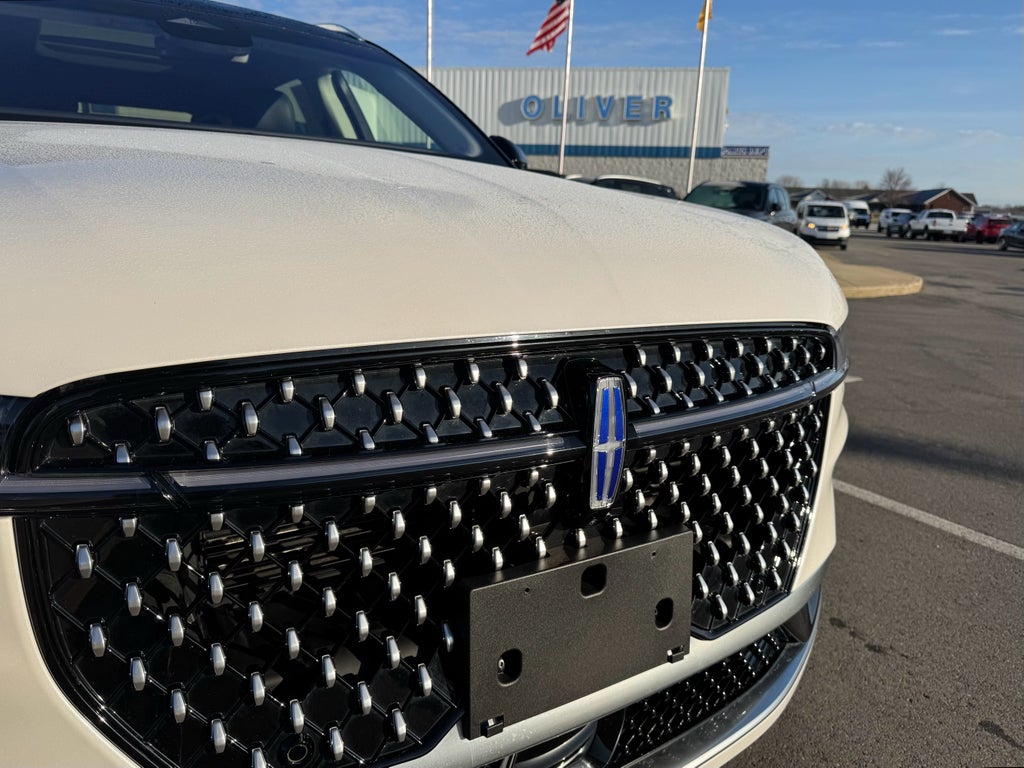 2024 Lincoln Nautilus Reserve AWD