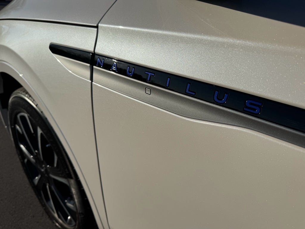 2024 Lincoln Nautilus Reserve AWD