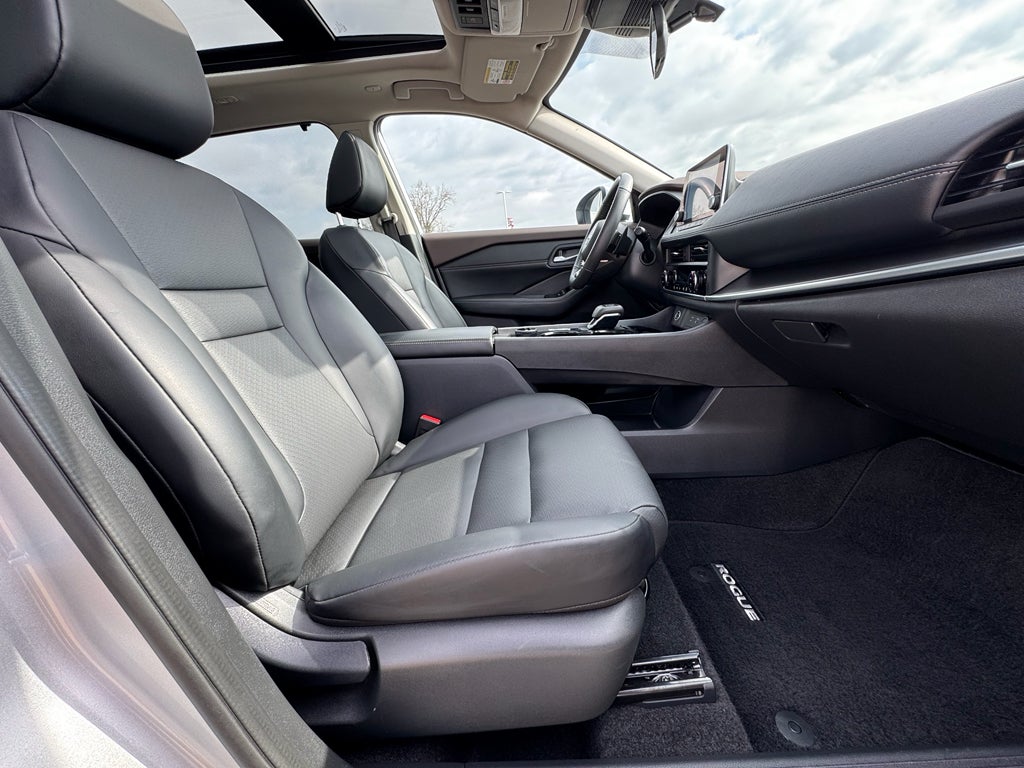 2023 Nissan Rogue SV AWD