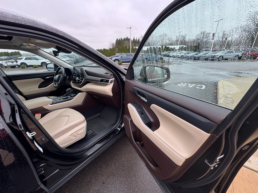 2022 Toyota Highlander XLE AWD
