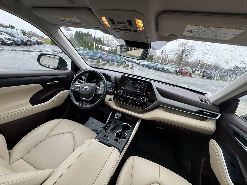 2022 Toyota Highlander XLE AWD