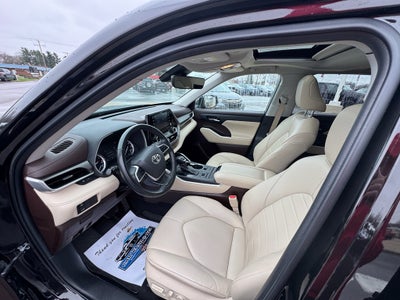 2022 Toyota Highlander XLE AWD