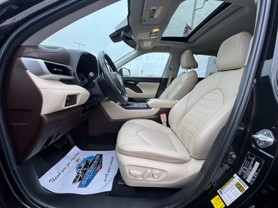 2022 Toyota Highlander XLE AWD