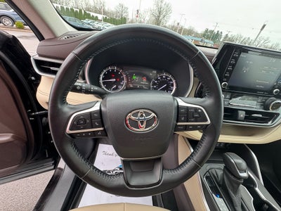 2022 Toyota Highlander XLE AWD