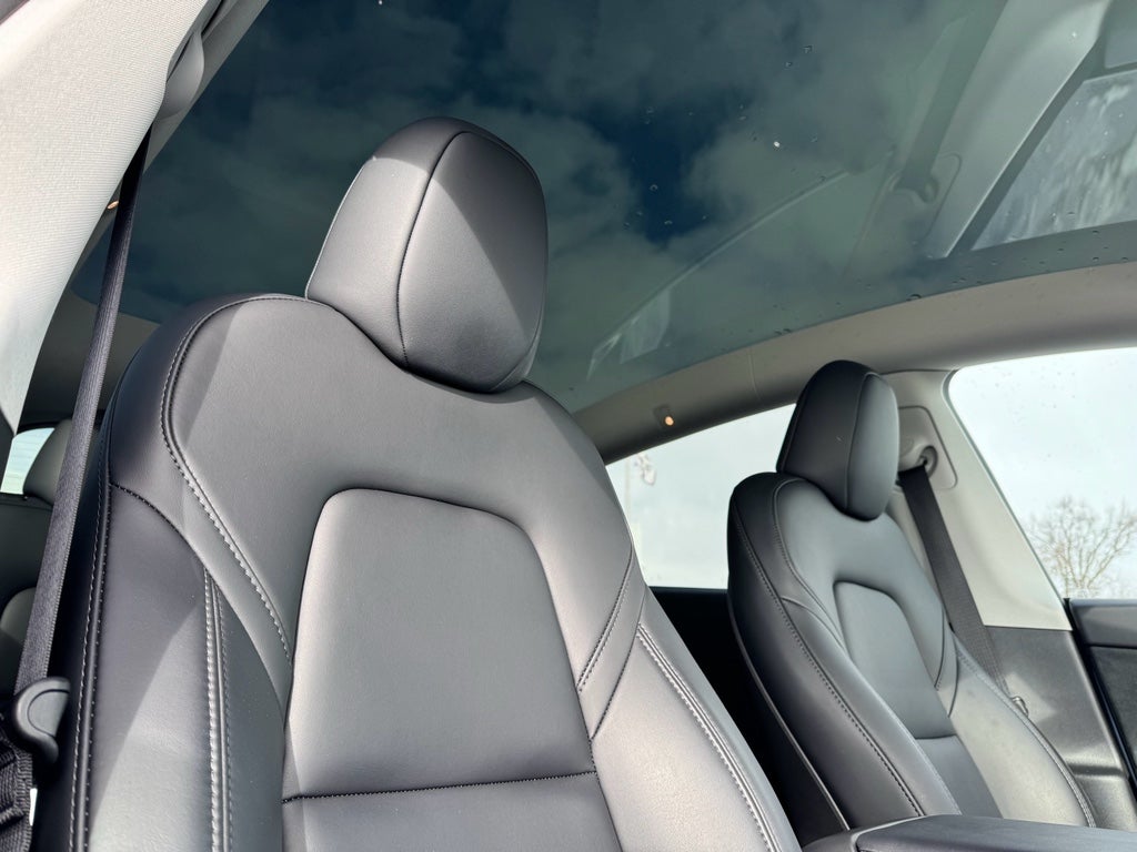 2025 Tesla Model Y Long Range AWD