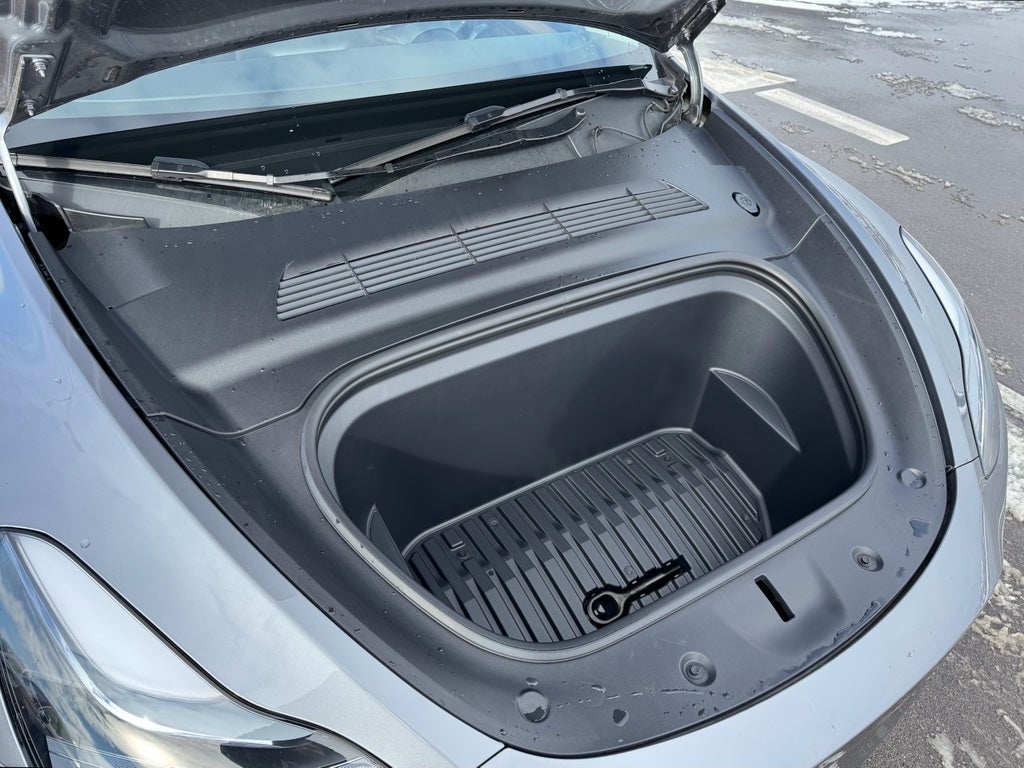 2025 Tesla Model Y Long Range AWD