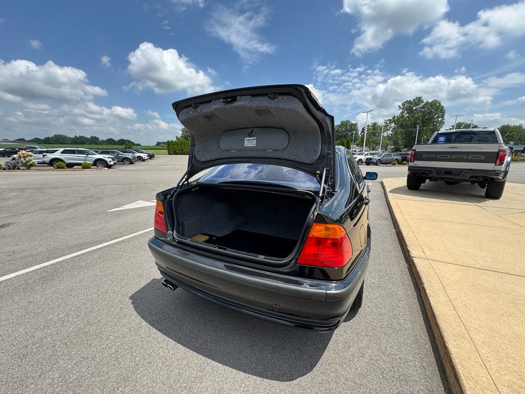 2001 BMW 3 series 330i AWD